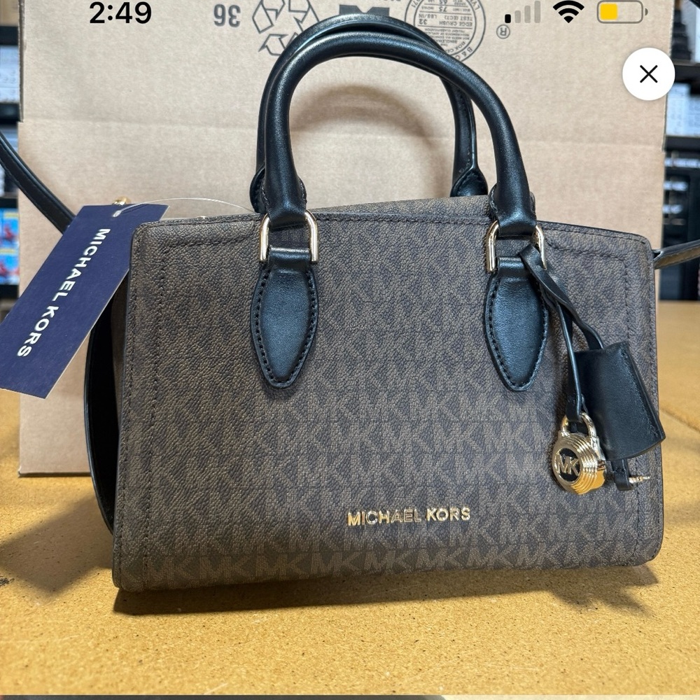 Michael Kors crossbody